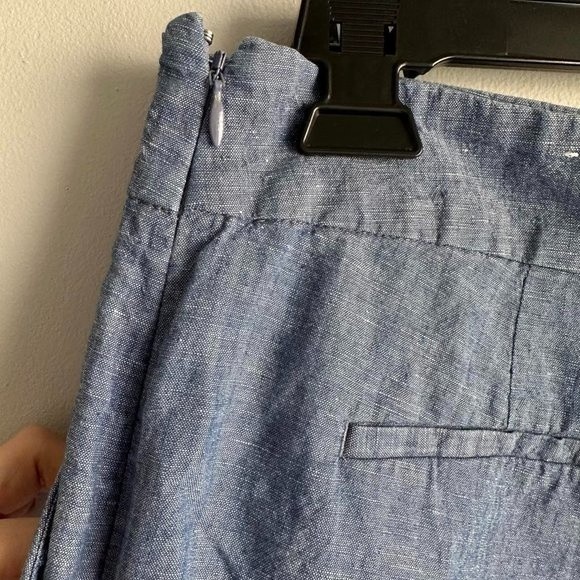 LOFT The Riviera Chambray Scalloped Ladies Linen Blend Casual Shorts, 10 - Picture 7 of 7